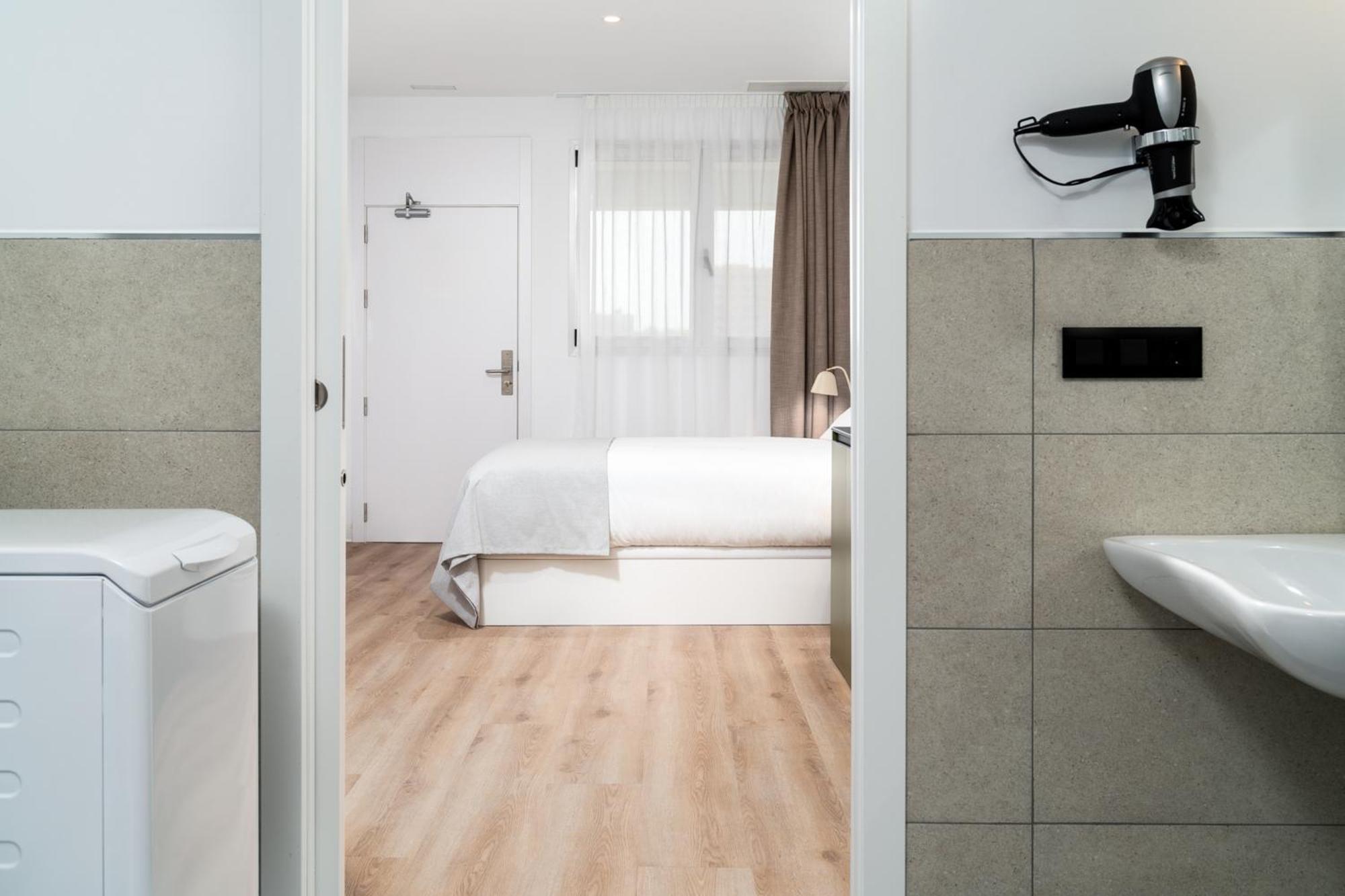 Limehome Valencia Carrer D'Antonio Ferrandis Room photo